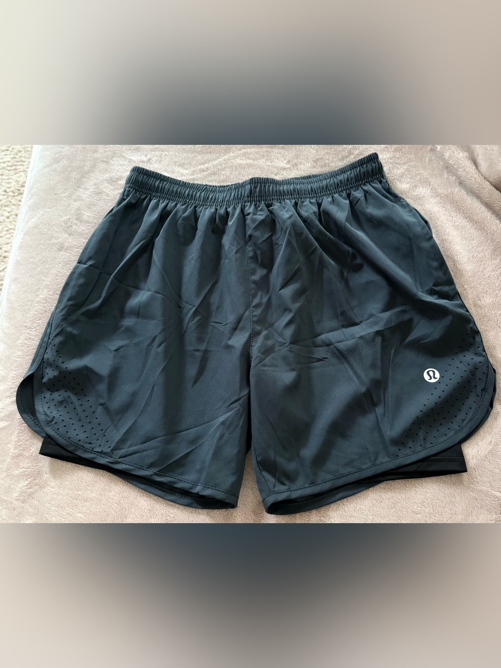 Lululemon Surge Short 6” lined - Charcoal gray (MEN)